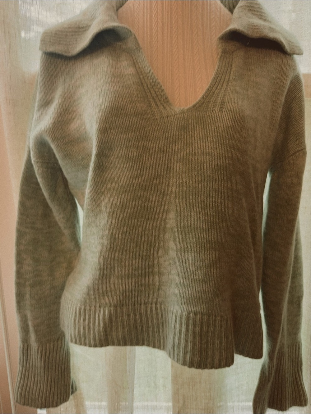 70% Wool 30% Cashmere • Naadam • Softest Heather Green • Pistachio Gelato